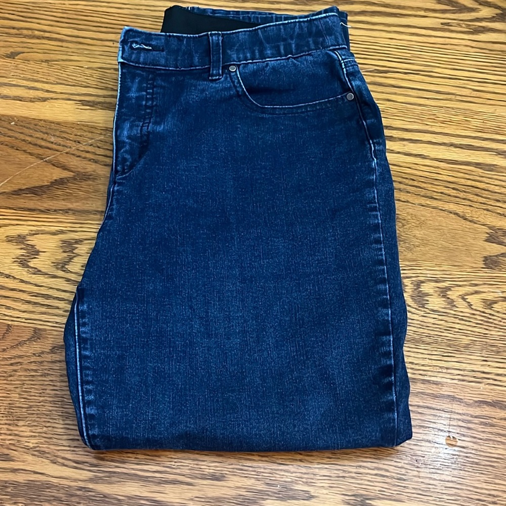 Chicos fab slimming jeans size 1 shirt